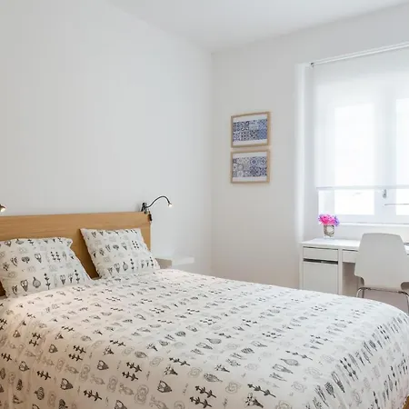 Alves Da Veiga Apartment *