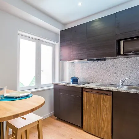 Alves Da Veiga Apartment